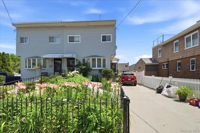 3284 Giegerich Place, Bronx, NY 10465
