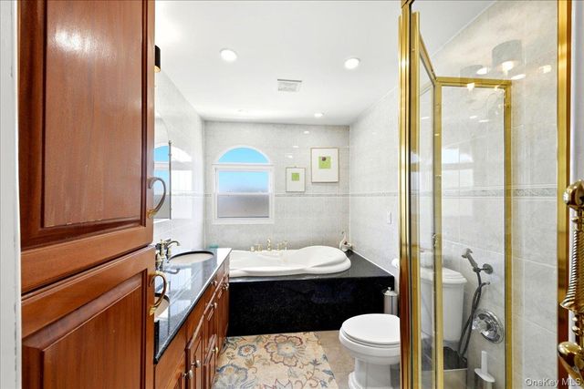3284 Giegerich Place, Bronx, NY 10465