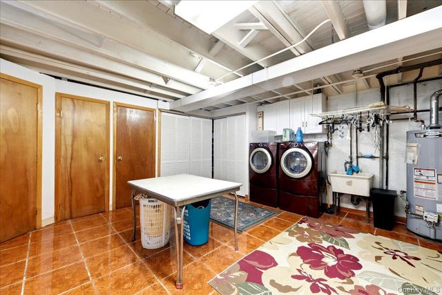 3284 Giegerich Place, Bronx, NY 10465