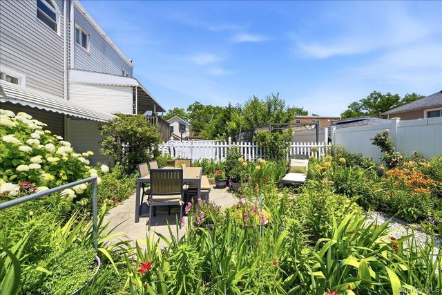 3284 Giegerich Place, Bronx, NY 10465