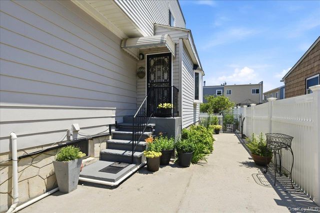 3284 Giegerich Place, Bronx, NY 10465