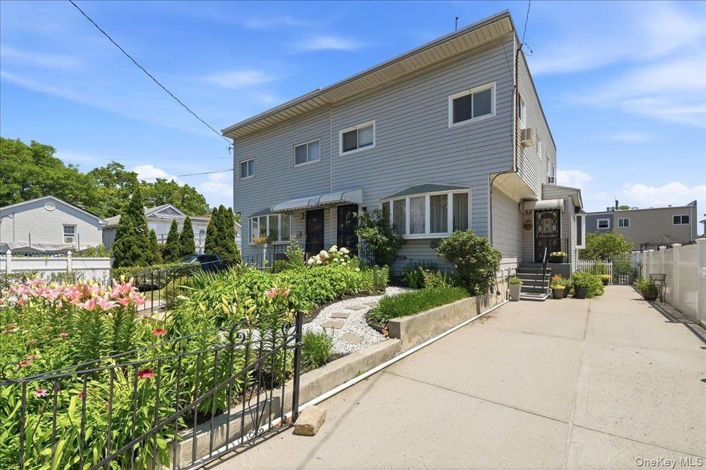 3284 Giegerich Place, Bronx, NY 10465