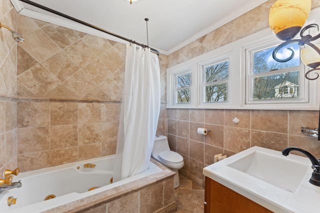 331 Ridgewood Avenue, Minneapolis, MN 55403