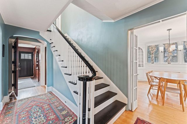 331 Ridgewood Avenue, Minneapolis, MN 55403