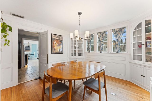 331 Ridgewood Avenue, Minneapolis, MN 55403