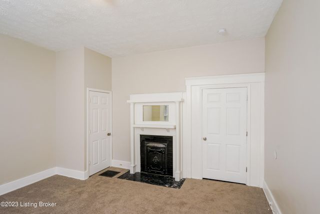 1827 Osage Ave, Louisville, KY 40210