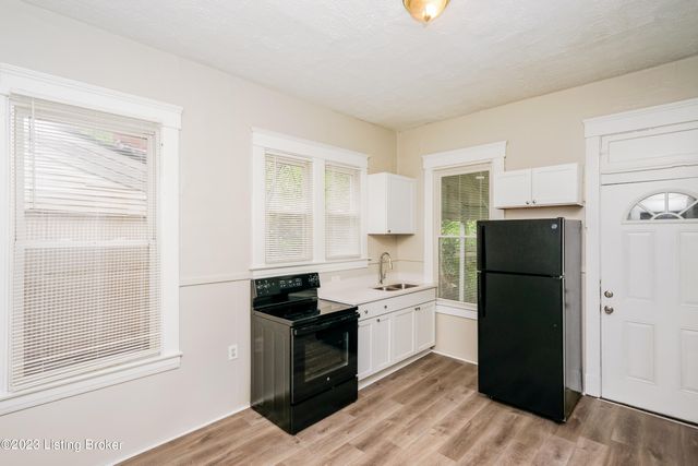 1827 Osage Ave, Louisville, KY 40210