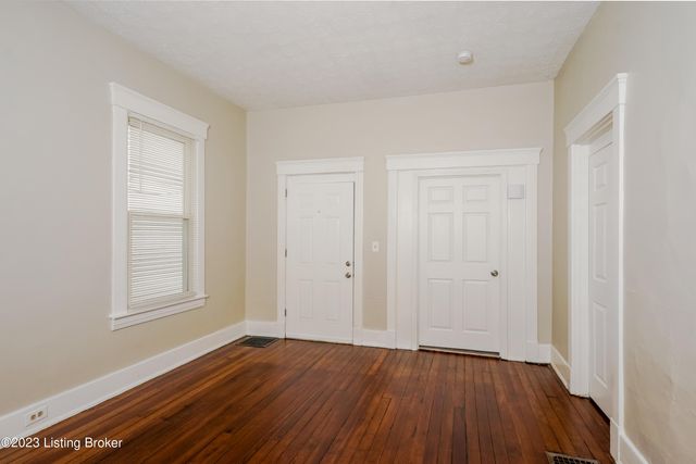 1827 Osage Ave, Louisville, KY 40210