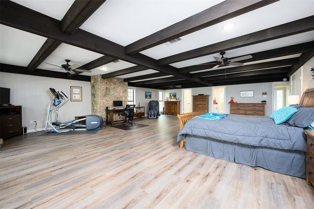 1905 Cr 3108, Jacksonville, TX 75766