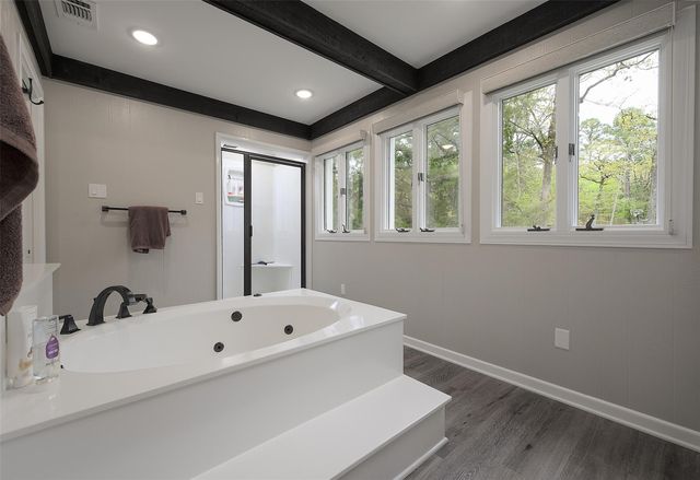 1905 Cr 3108, Jacksonville, TX 75766