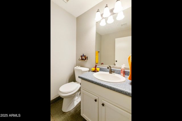 2258 E GLENEAGLE Drive, Chandler, AZ 85249