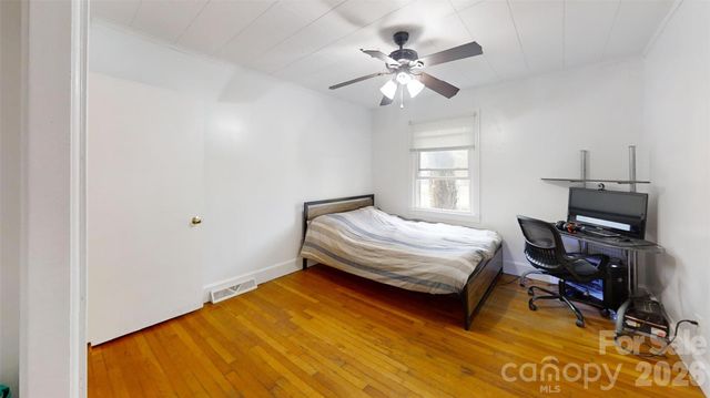 2988 Laboratory Road, Lincolnton, NC 28092