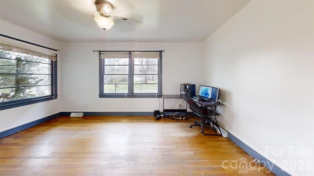 2988 Laboratory Road, Lincolnton, NC 28092