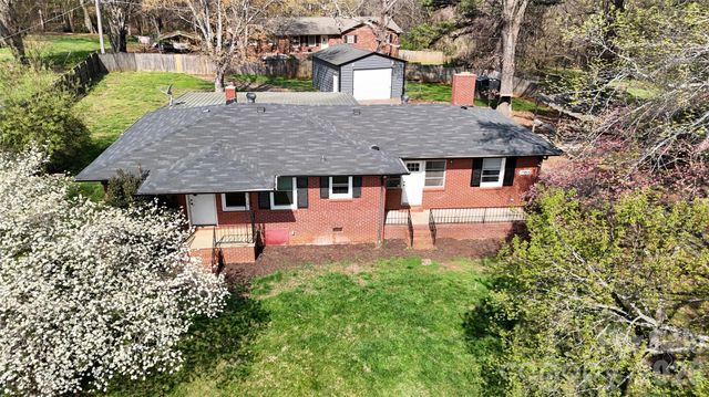 2988 Laboratory Road, Lincolnton, NC 28092