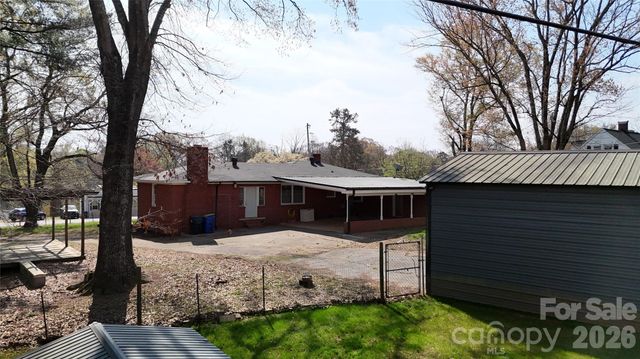 2988 Laboratory Road, Lincolnton, NC 28092