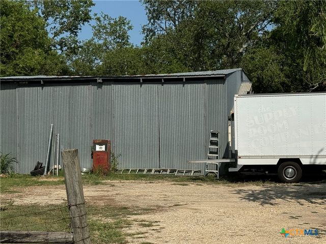 12101 Moffat Road, Temple, TX 76502