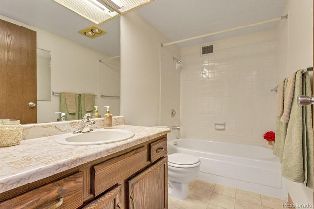 13601 E Marina Drive 304, Aurora, CO 80014