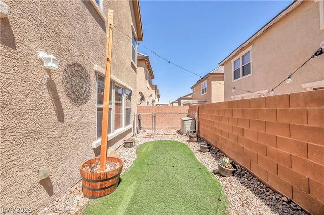313 Snow Dome Avenue, North Las Vegas, NV 89031