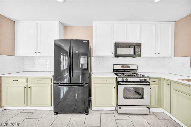 313 Snow Dome Avenue, North Las Vegas, NV 89031