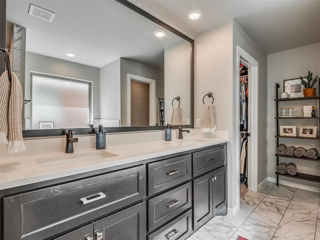 8332 Poplar Drive, Edmond, OK 73034