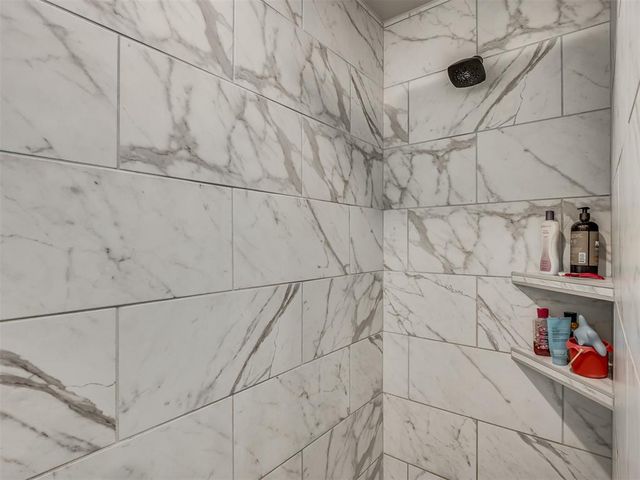 8332 Poplar Drive, Edmond, OK 73034