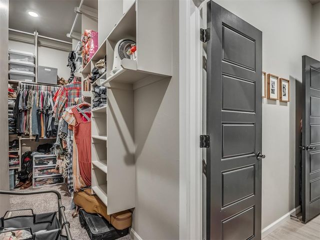 8332 Poplar Drive, Edmond, OK 73034