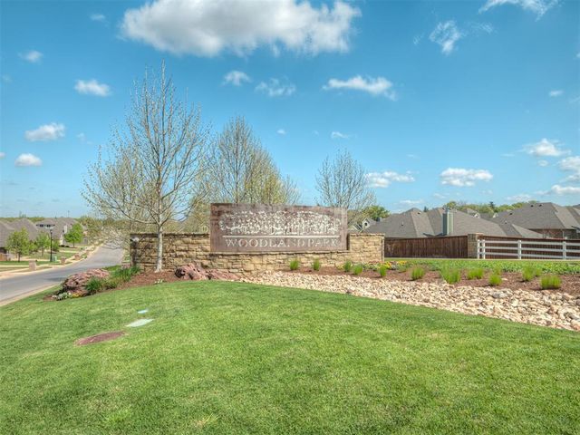 8332 Poplar Drive, Edmond, OK 73034