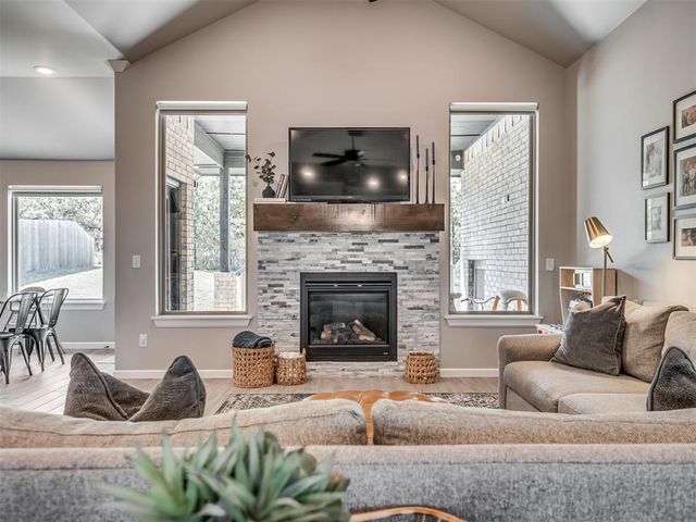 8332 Poplar Drive, Edmond, OK 73034