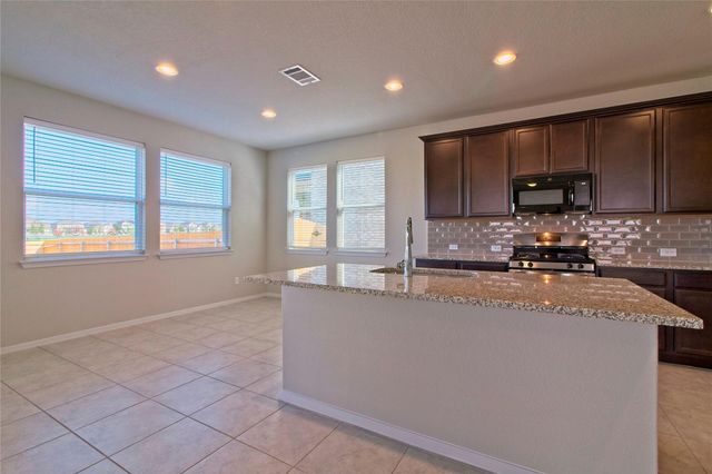 6501 Wolf Pack DR, Pflugerville, TX 78660