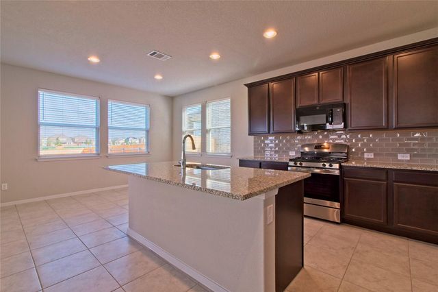 6501 Wolf Pack DR, Pflugerville, TX 78660