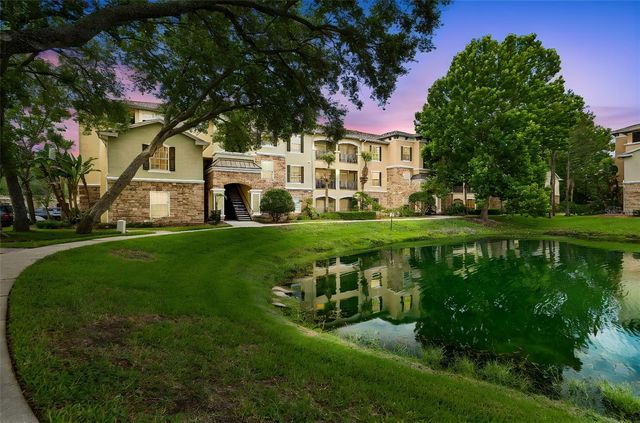 10203 COURTNEY PALMS BOULEVARD 103, Tampa, FL 33619