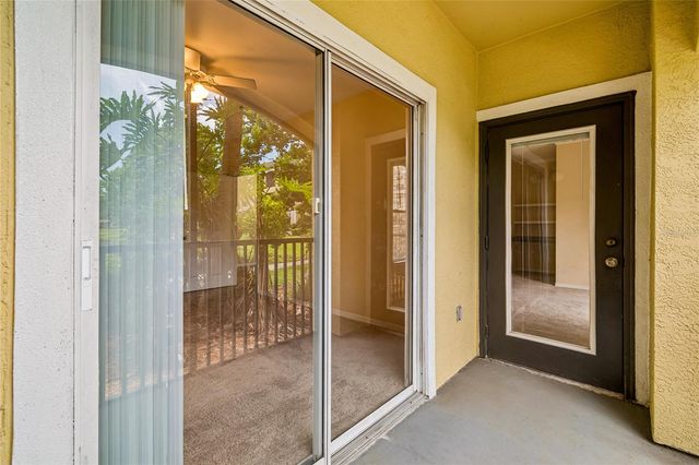 10203 COURTNEY PALMS BOULEVARD 103, Tampa, FL 33619