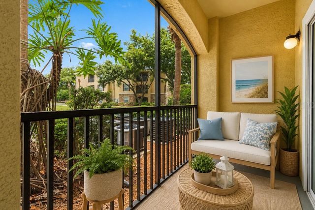 10203 COURTNEY PALMS BOULEVARD 103, Tampa, FL 33619