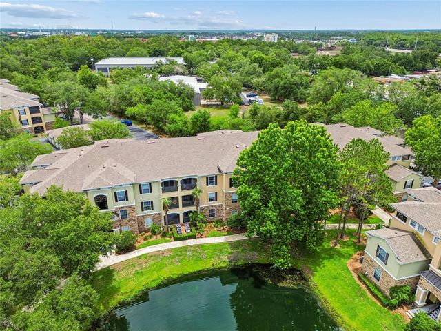 10203 COURTNEY PALMS BOULEVARD 103, Tampa, FL 33619
