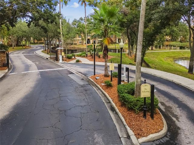 10203 COURTNEY PALMS BOULEVARD 103, Tampa, FL 33619