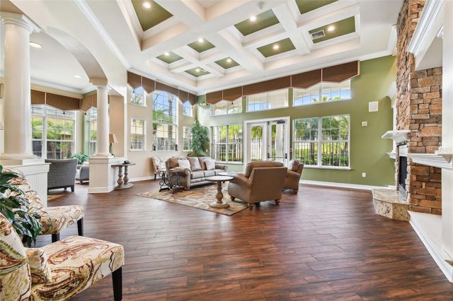 10203 COURTNEY PALMS BOULEVARD 103, Tampa, FL 33619