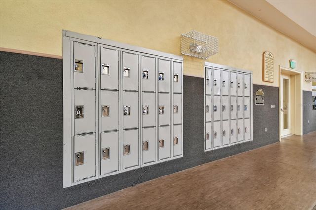 10203 COURTNEY PALMS BOULEVARD 103, Tampa, FL 33619