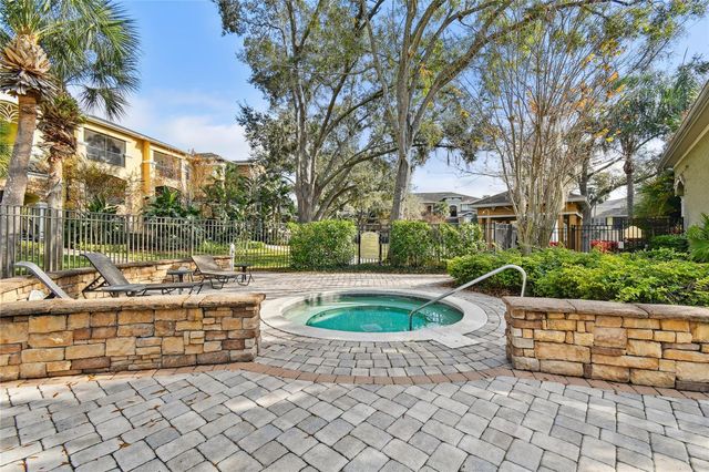 10203 COURTNEY PALMS BOULEVARD 103, Tampa, FL 33619