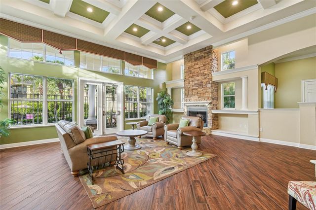 10203 COURTNEY PALMS BOULEVARD 103, Tampa, FL 33619