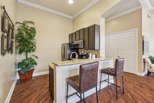 10203 COURTNEY PALMS BOULEVARD 103, Tampa, FL 33619