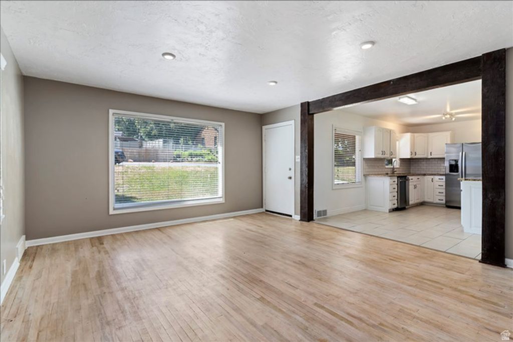 15 E SYLVIA DR, South Ogden, UT 84405 — photo 5