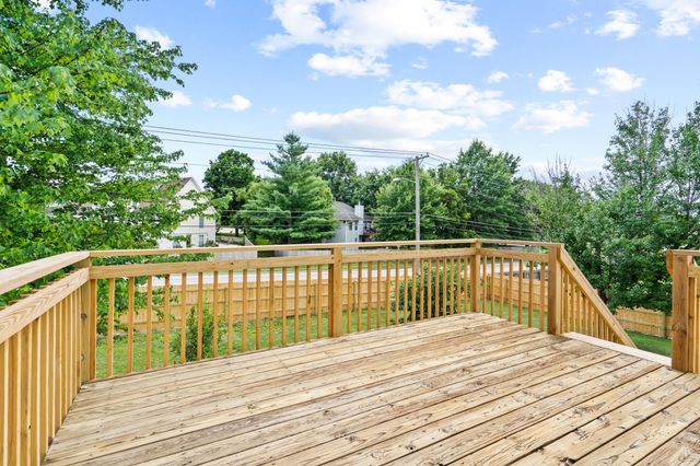 1210 S BRIDGEWOOD DR, Columbia, MO 65203