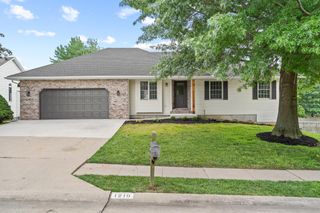 1210 S BRIDGEWOOD DR, Columbia, MO 65203