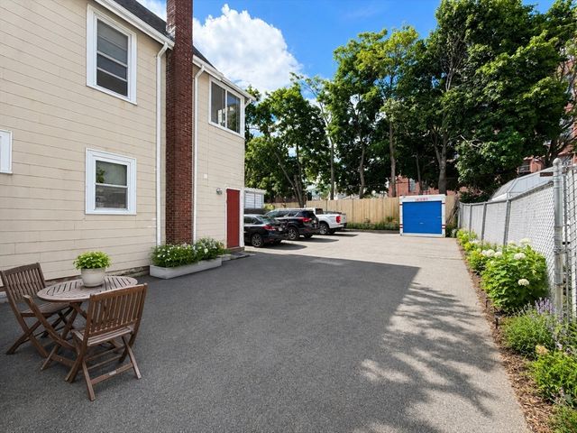 32 Mansfield Street B, Everett, MA 02149