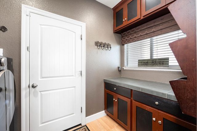 1560 High St, Auburn, CA 95603