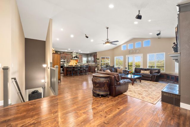 1560 High St, Auburn, CA 95603