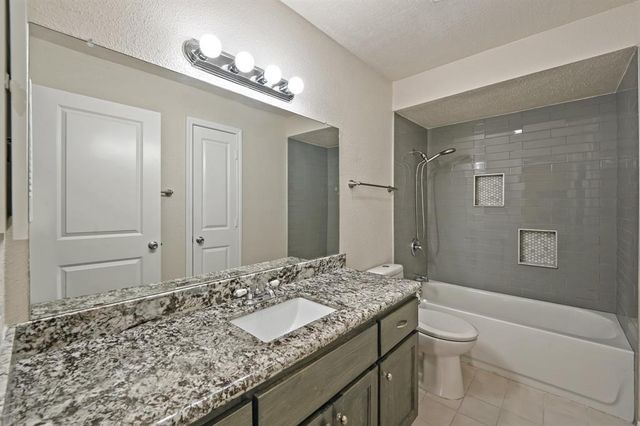 2400 N Braeswood Boulevard 111, Houston, TX 77030