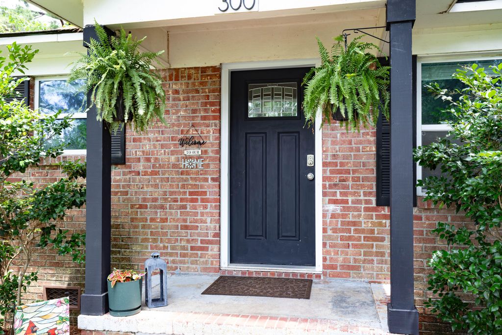 300 W End Drive, Moncks Corner, SC 29461