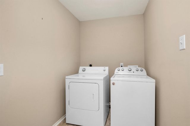 11 Crestview Trail, Houston, TX 77082