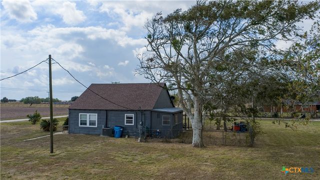 1296 Brownson Road, Victoria, TX 77905